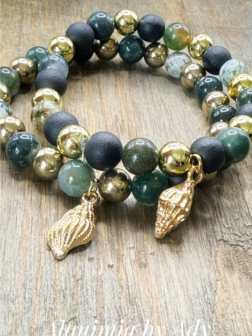 Gold shells and Green AGATE gemstones Beaded Bracelet SET